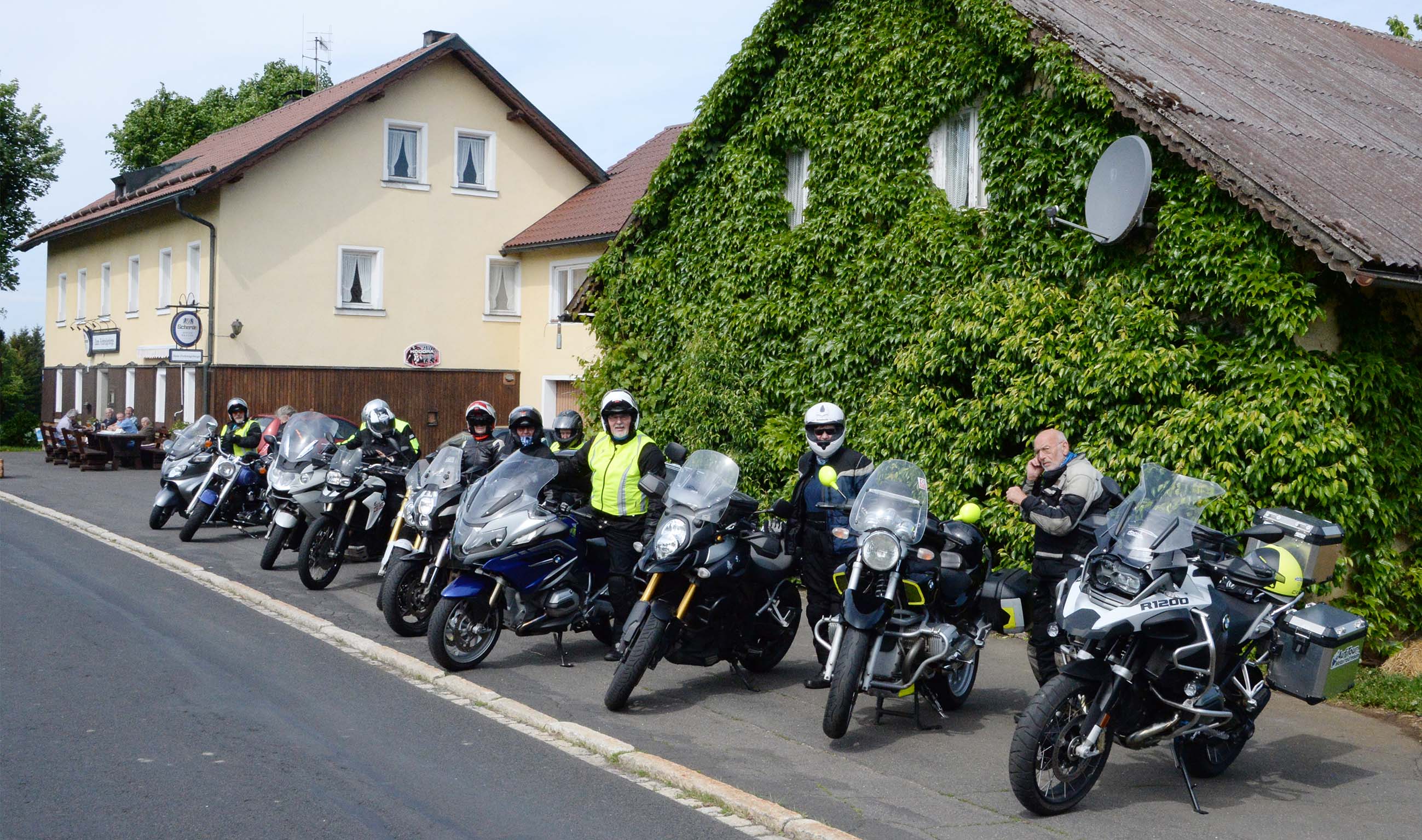 Fichtelgebirgstour-2018-18 Auf Tour... Motorradreisen "unterwegs mit Achim" Fichtelgebirge mit Saaletal und Bleilochtalsperre 2018.
NUR ZUR PRIVATEN VERWENDUNG