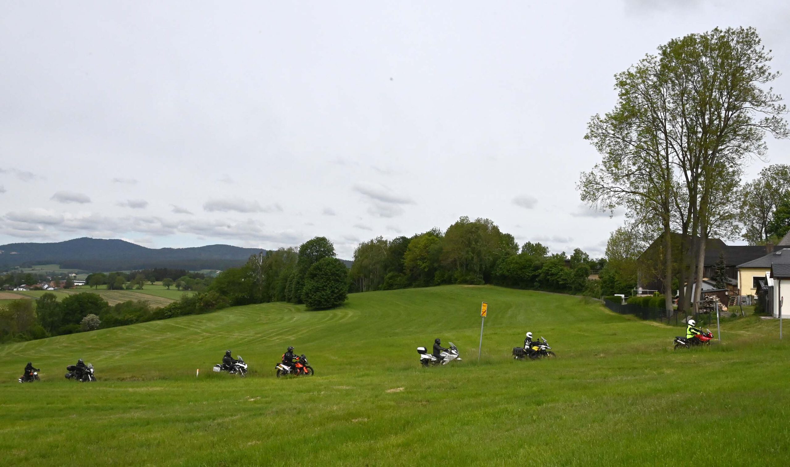 Auf Tour... Motorradreisen "unterwegs mit Achim" Fichtelgebirge mit Saaletal und Bleilochtalsperre 2020
NUR ZUR PRIVATEN VERWENDUNG